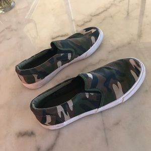 Camo shoes